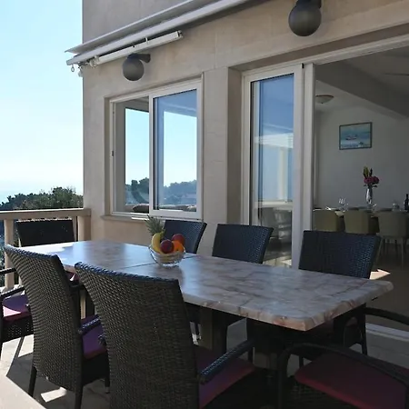 Mosic Apartment